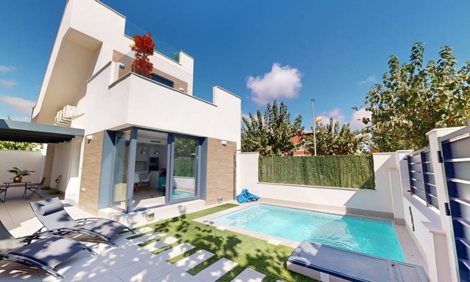 Los Alcazares Villa | 145 m² Villa ∙ 3 bedrooms ∙ 6 guests
