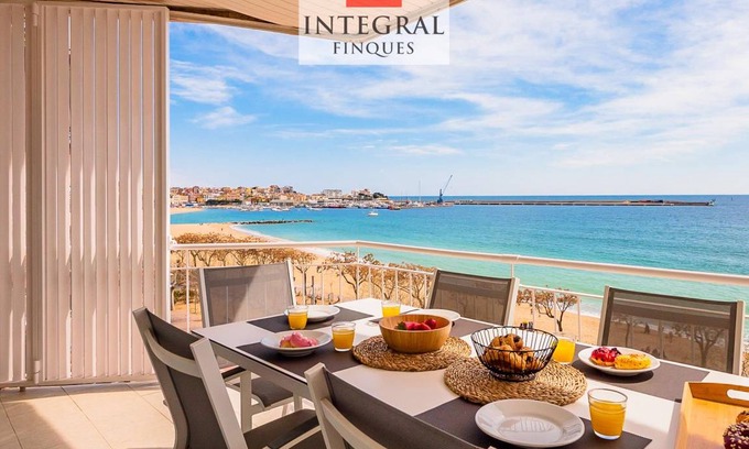 Palamos Apartment | 148 m² Apartment ∙ 4 bedrooms ∙ 8 guests