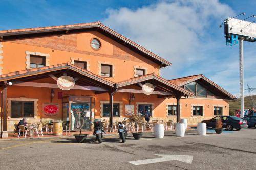 Reinosa Hotel | 15 m² Hotel ∙ 2 guests