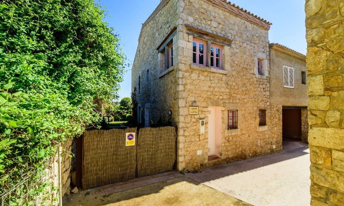 Sant Marti d'Empuries House | 150 m² House ∙ 3 bedrooms ∙ 6 guests