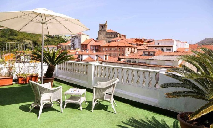 Laredo Apartment | 150 m² Apartment ∙ 3 bedrooms ∙ 5 guests