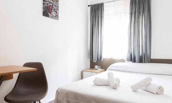 Canovelles Bed & Breakfast | 16 m² Bed and breakfast ∙ 4 guests