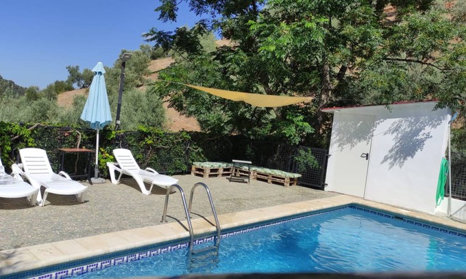 Iznatoraf House | 170 m² House ∙ 6 bedrooms ∙ 14 guests
