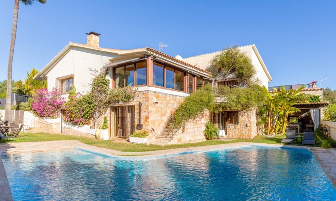 Puerta de Hierro Villa | 170 m² Villa ∙ 3 bedrooms ∙ 10 guests