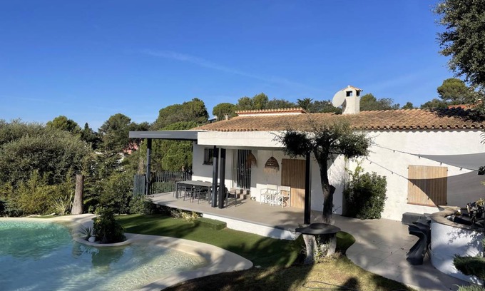 Begur Villa | 170 m² Villa ∙ 5 bedrooms ∙ 12 guests
