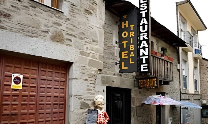Puebla de Sanabria Bed & Breakfast | 18 m² Bed and breakfast ∙ 4 guests