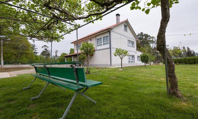 Arzua Apartment | 180 m² Apartment ∙ 5 bedrooms ∙ 15 guests