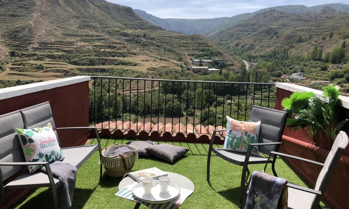 Viguera House | 180 m² House ∙ 3 bedrooms ∙ 6 guests