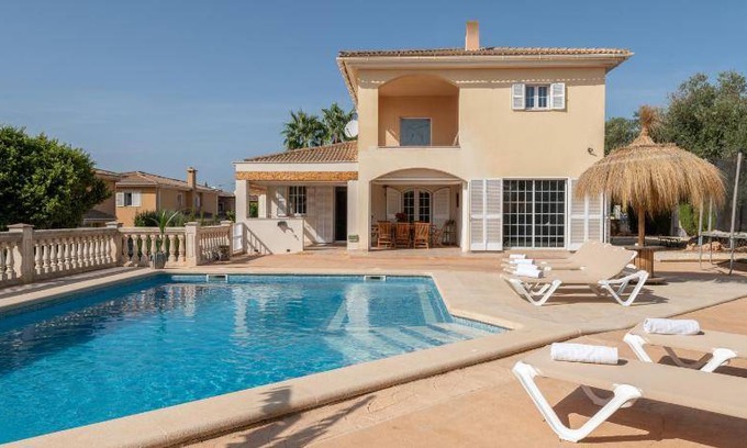 Pont d'Inca Villa | 180 m² Villa ∙ 4 bedrooms ∙ 7 guests