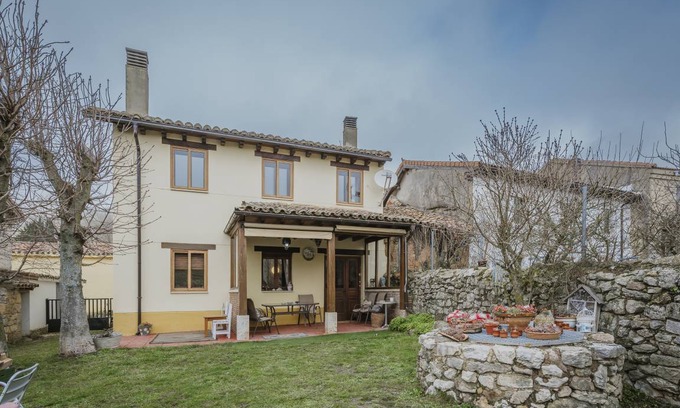 Amaya House | 187 m² House ∙ 5 bedrooms ∙ 10 guests