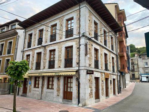 Infiesto Hotel | 19 m² Hotel ∙ 3 guests