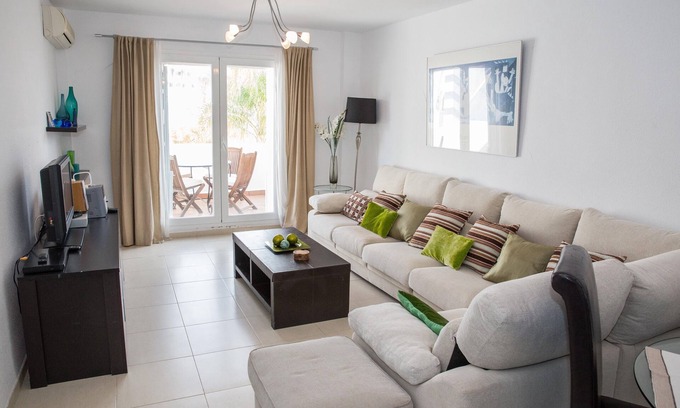 La Parata Apartment | 2 Bedroom Apartment, Oasis del Mar 1