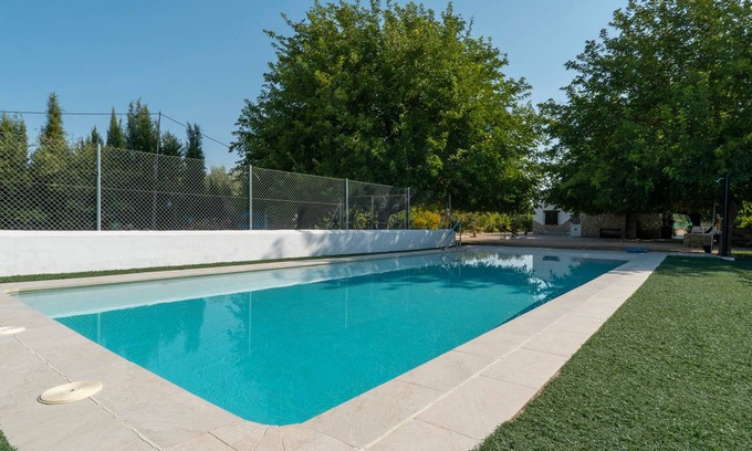 Villacarrillo House | 200 m² House ∙ 4 bedrooms ∙ 10 guests
