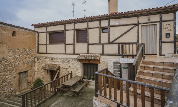 Curiel House | 200 m² House ∙ 4 bedrooms ∙ 9 guests