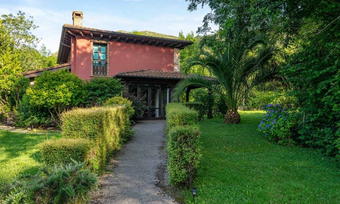 Margolles House | 200 m² House ∙ 4 bedrooms ∙ 7 guests