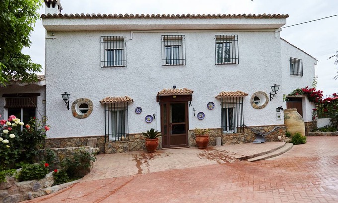 Alcaudete House | 200 m² House ∙ 5 bedrooms ∙ 12 guests