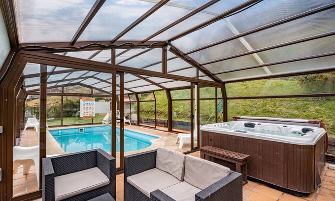 Lena House | 200 m² House ∙ 6 bedrooms ∙ 12 guests