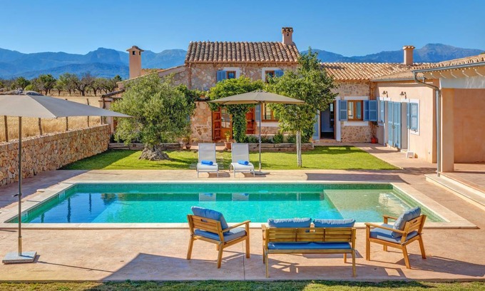 Sencelles House | 210 m² Finca ∙ 5 bedrooms ∙ 10 guests