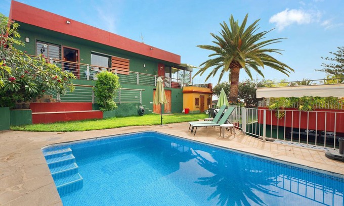 Candelaria House | 210 m² House ∙ 3 bedrooms ∙ 6 guests