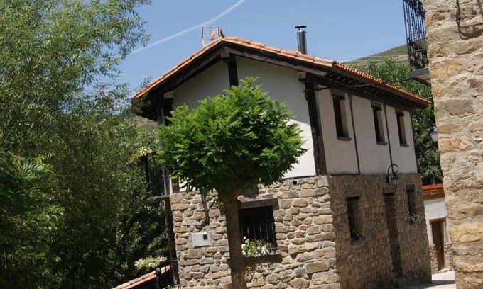 San Roman de Cameros House | 210 m² House ∙ 4 bedrooms ∙ 10 guests