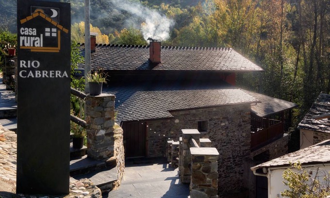 Puente de Domingo Florez House | 220 m² House ∙ 6 bedrooms ∙ 13 guests