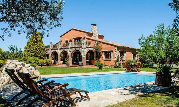 Perelada Villa | 220 m² Villa ∙ 4 bedrooms ∙ 8 guests