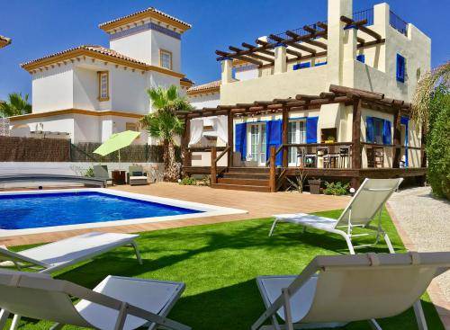 Vera Beach Villa | 225 m² Villa ∙ 5 bedrooms ∙ 14 guests