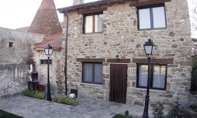 San Andres de Soria House | 250 m² House ∙ 5 bedrooms ∙ 12 guests