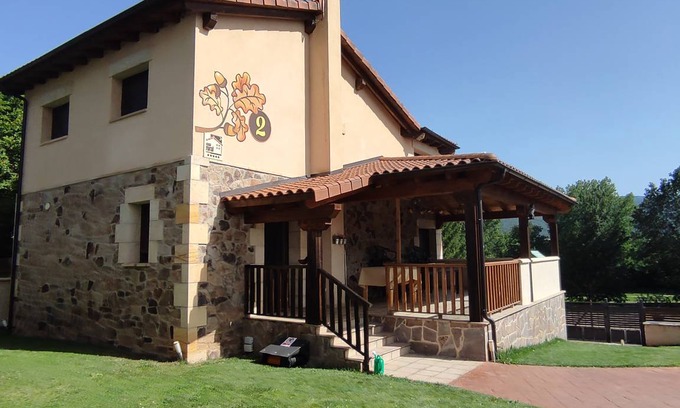 Sotillo del Rincon House | 250 m² House ∙ 6 bedrooms ∙ 14 guests
