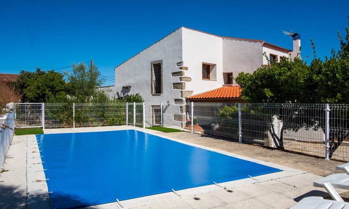 Aldea del Obispo House | 250 m² House ∙ 6 bedrooms ∙ 12 guests