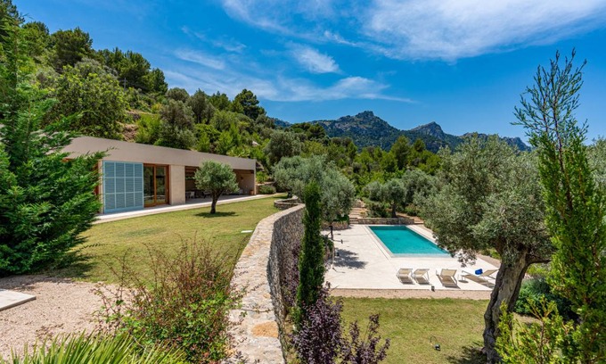 Estellencs Villa | 250 m² Villa ∙ 4 bedrooms ∙ 6 guests