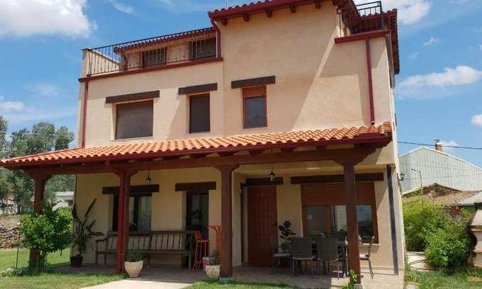 Ferreras de Arriba House | 270 m² House ∙ 9 bedrooms ∙ 18 guests