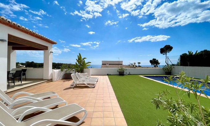 Urbanitzacio la Fustera Villa | 278 m² Villa ∙ 4 bedrooms ∙ 8 guests