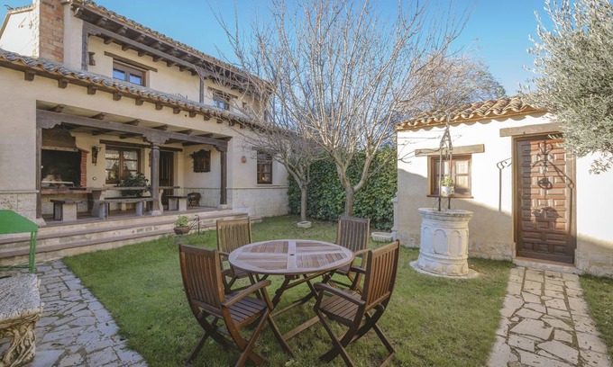 Uruena House | 280 m² House ∙ 5 bedrooms ∙ 12 guests