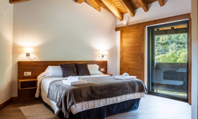 San Juan de Gredos Resort | 30 m² Private room ∙ 1 bedroom ∙ 2 guests