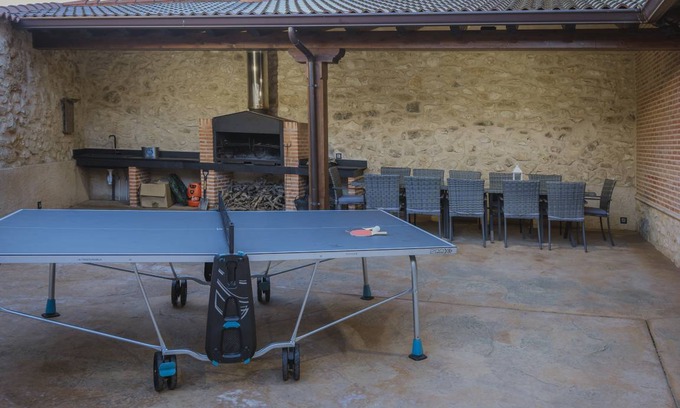 Campillo de Aranda House | 300 m² House ∙ 6 bedrooms ∙ 12 guests