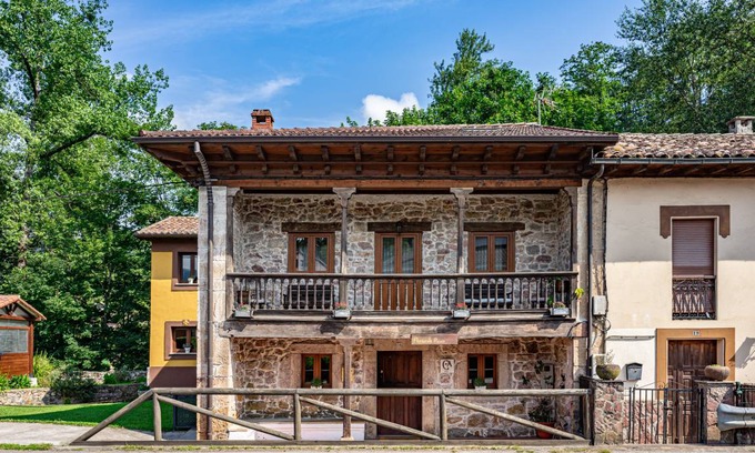 Soto de Cangas House | 300 m² House ∙ 6 bedrooms ∙ 14 guests
