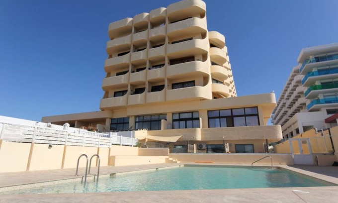 San Antonio Bay Apartment | 35 m² Apartment ∙ 2 guests