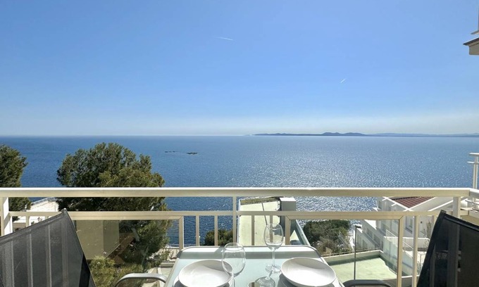 Almadraba-Canyelles Apartment | 40 m² Apartment ∙ 1 bedroom ∙ 4 guests