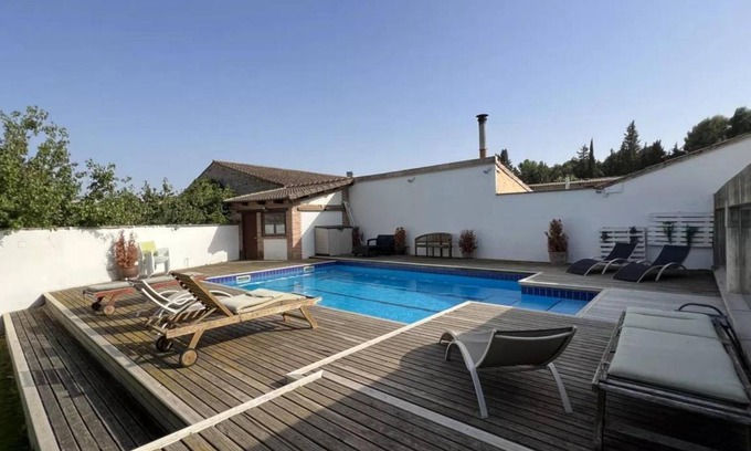 Torres de Barbues House | 400 m² House ∙ 5 bedrooms ∙ 14 guests