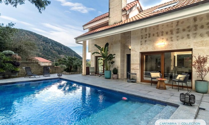 Arnuero House | 400 m² House ∙ 4 bedrooms ∙ 8 guests