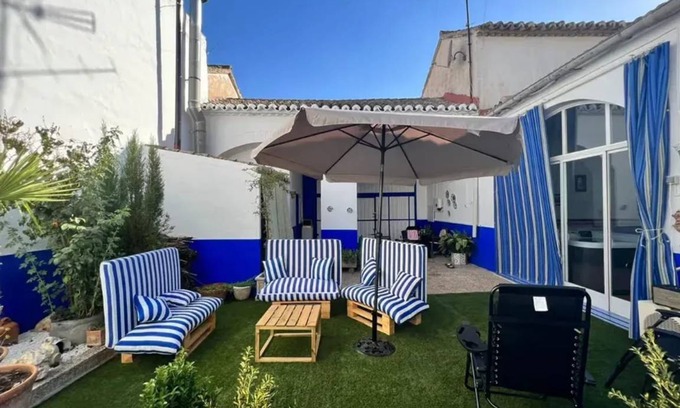 Camunas House | 400 m² House ∙ 5 bedrooms ∙ 12 guests