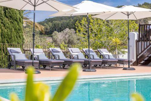 Santa Eulalia del Rio House | 420 m² House ∙ 9 bedrooms ∙ 18 guests