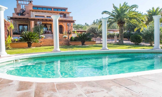 Sa Coma House | 450 m² House ∙ 5 bedrooms ∙ 10 guests
