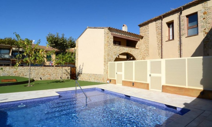 Pals Apartment | 50 m² Apartment ∙ 2 bedrooms ∙ 6 guests