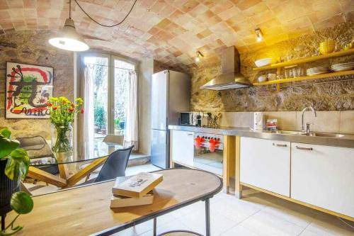 Barri Vell Apartment | 50 m² Apartment ∙ 1 bedroom ∙ 2 guests
