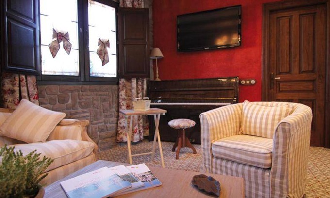 Carcedo de Burgos Hotel | 50 m² Hotel ∙ 4 guests