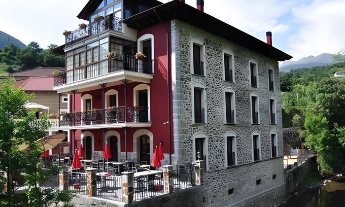 Regules House | 50 m² House ∙ 2 bedrooms ∙ 8 guests