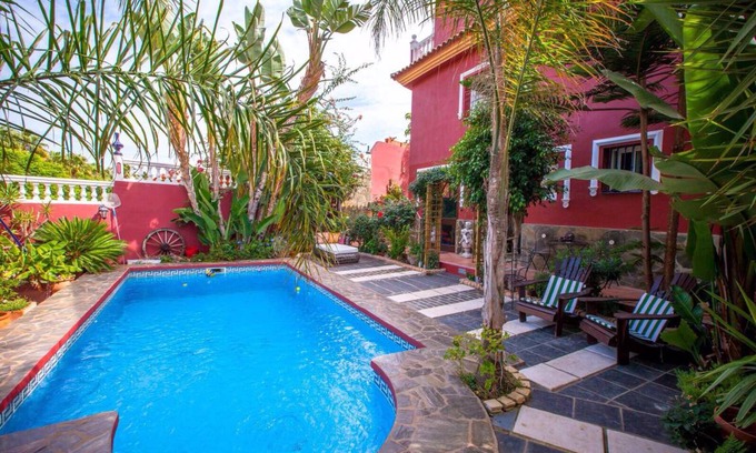 Torrequebrada Villa | 520 m² Villa ∙ 5 bedrooms ∙ 15 guests