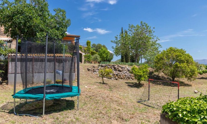 Foixa House | 524 m² House ∙ 4 bedrooms ∙ 8 guests